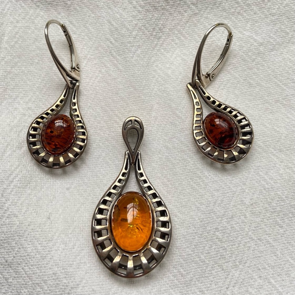 Vintage Russian Amber Teardrop Pendant & Earrings Set